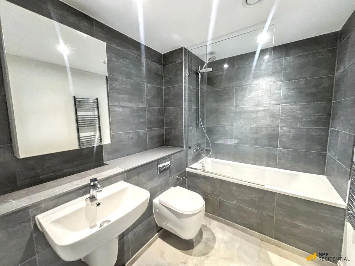 New Kings Yard, Salford, Lancashire, M3 7GP, photo 9