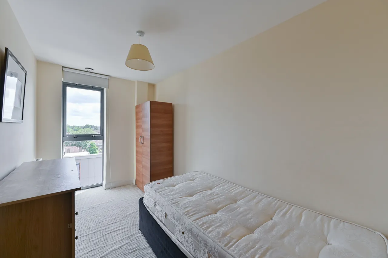 2 bed flat for sale — Flat 76, City House, 420 London Road, Croydon