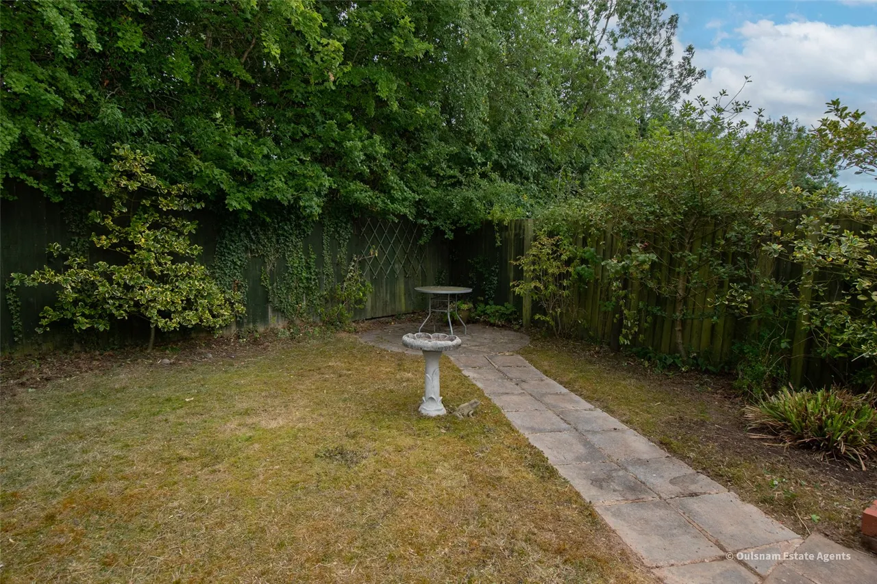 Lingen Close Winyates West, Redditch, Worcestershire, B98 0LG, photo 4