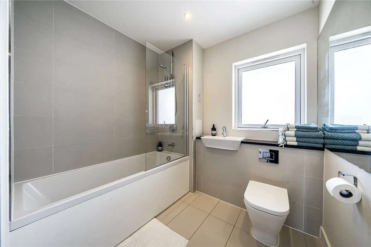 Spa Road, London, SE16, photo 14