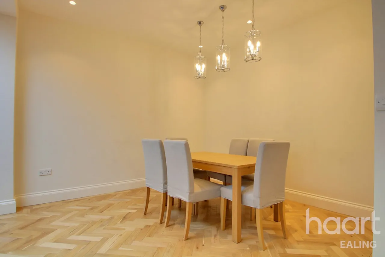Huxley Gardens, London, NW10, photo 7