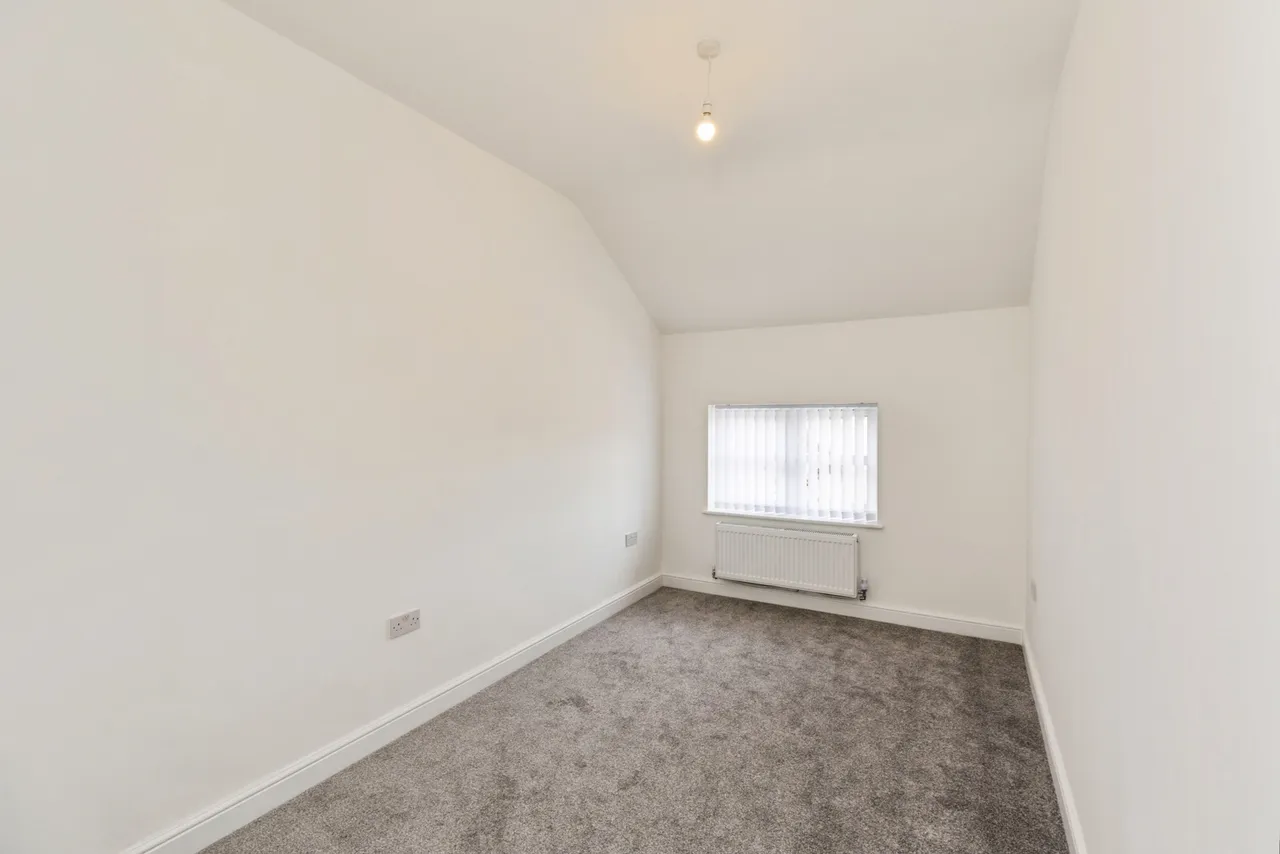 Thornton Green Lane, Thornton-le-Moors, CH2, photo 16
