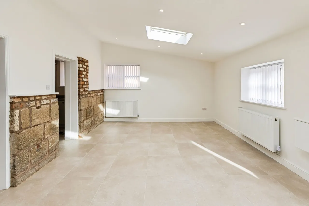 Thornton Green Lane, Thornton-le-Moors, CH2, photo 11