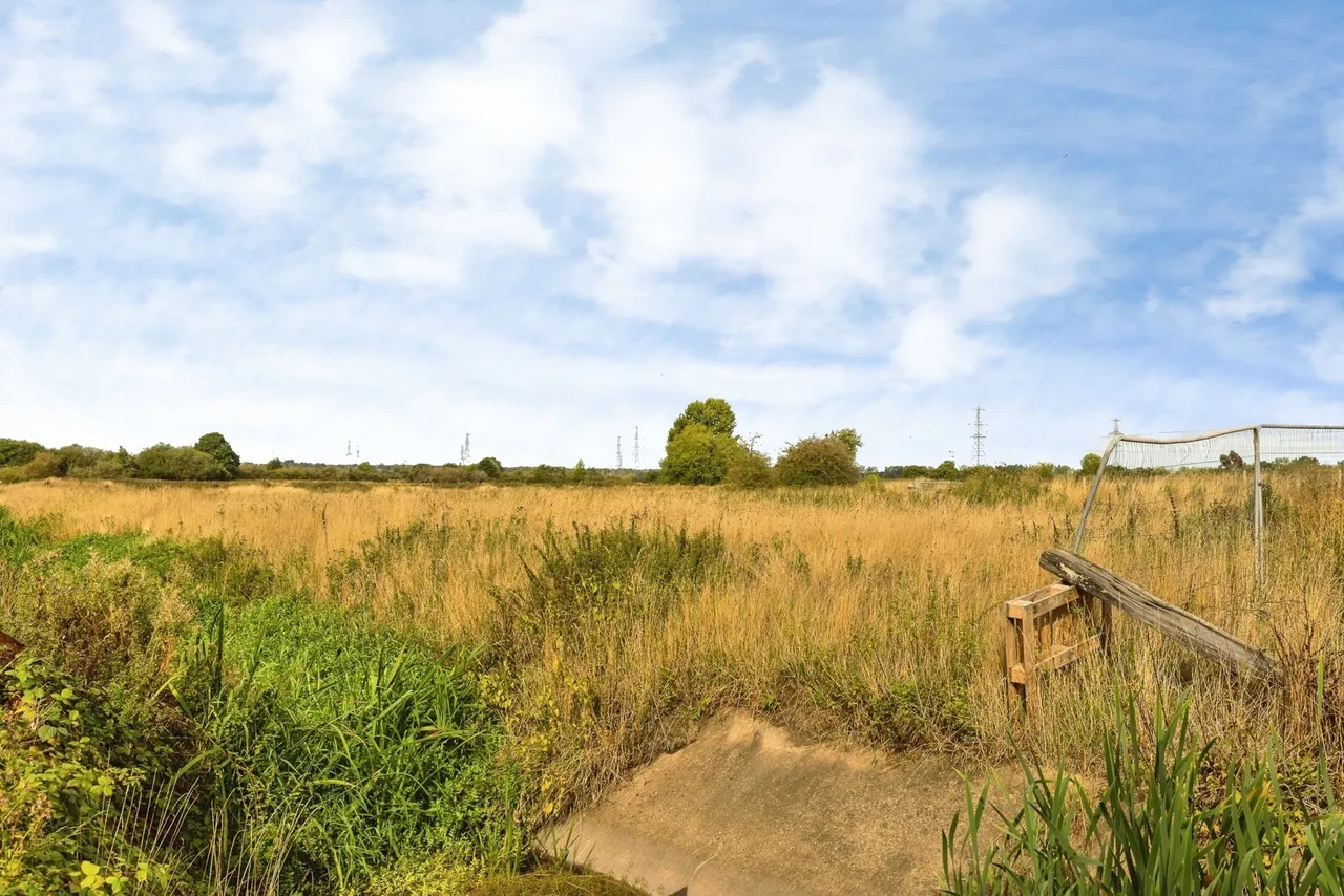 Thornton Green Lane, Thornton-le-Moors, CH2, photo 28