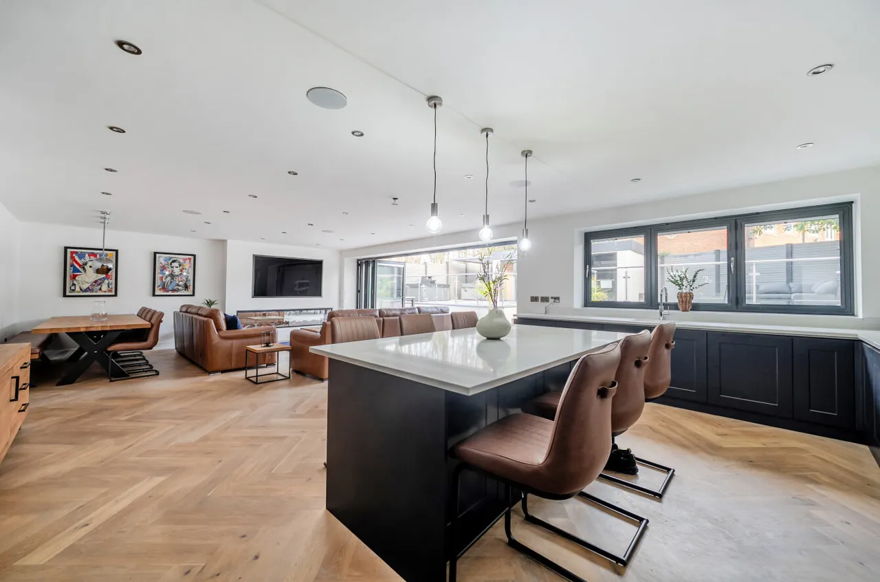 Testlands Avenue, Nursling, SO16, photo 6