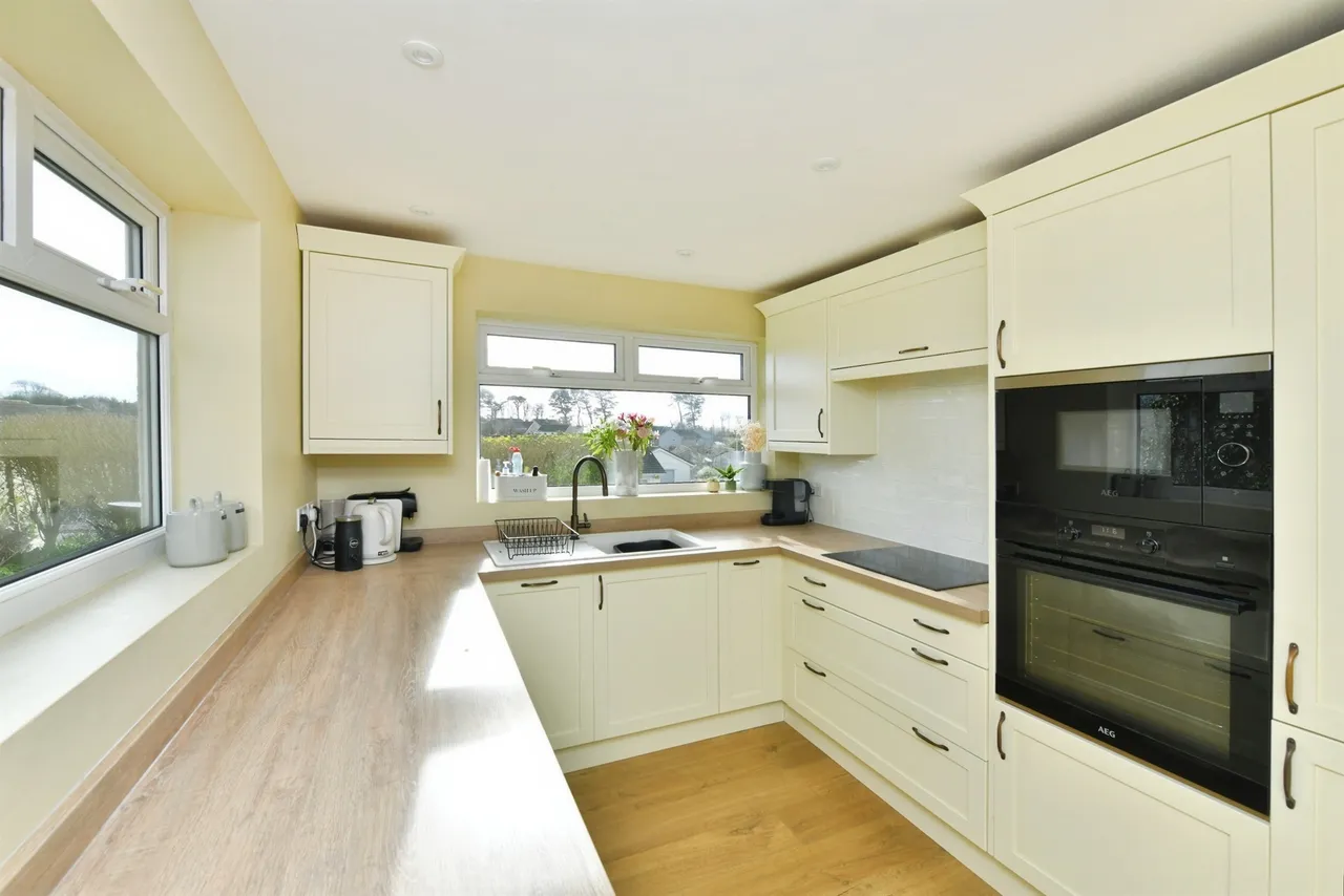 St. Stephens Road, Saltash, PL12, photo 2