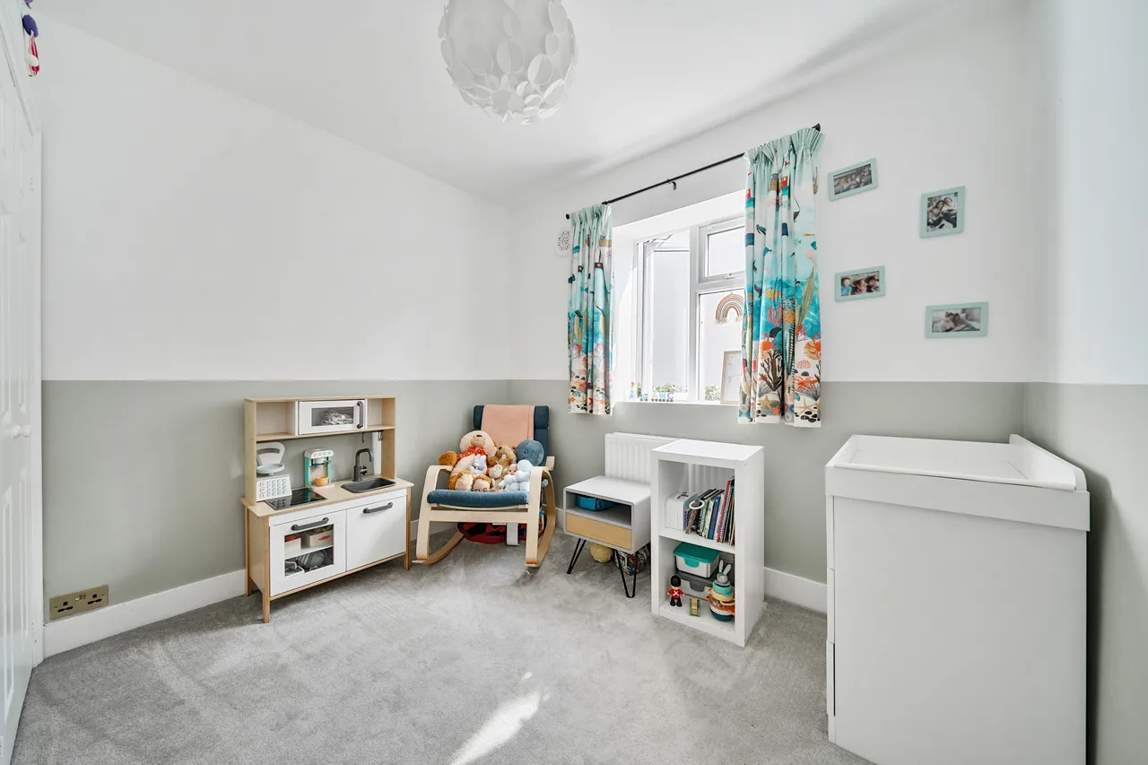 Warwick Road, London, N11, photo 11