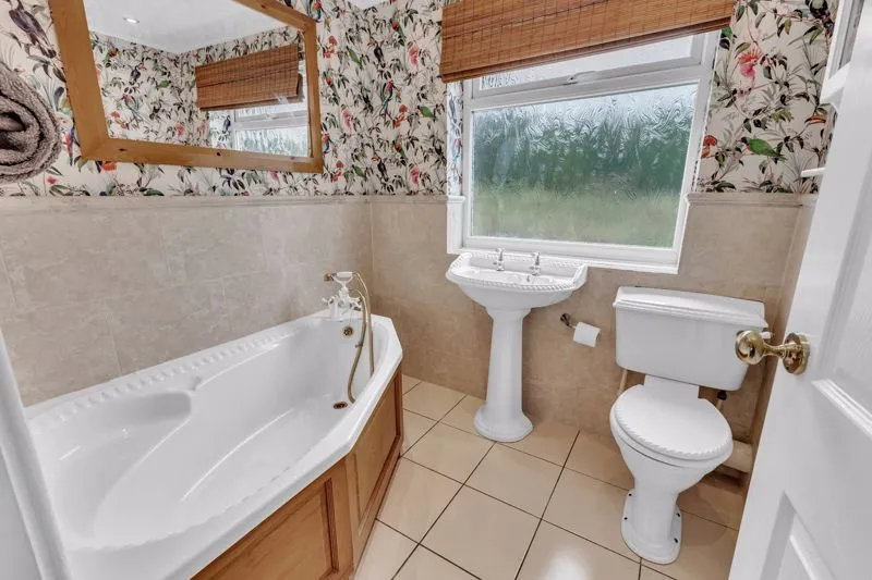 Longacres Drive Whitworth, Rochdale OL12 8JT, photo 19