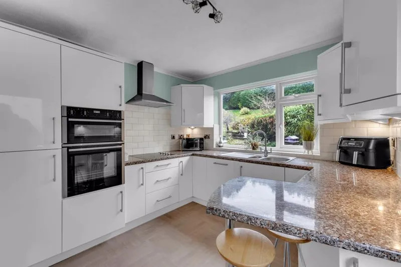 Longacres Drive Whitworth, Rochdale OL12 8JT, photo 8