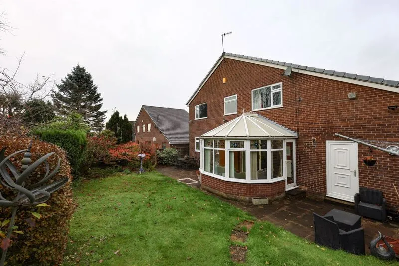 Longacres Drive Whitworth, Rochdale OL12 8JT, photo 23