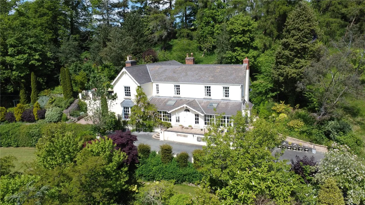Rhallt, Trelydan, photo 40