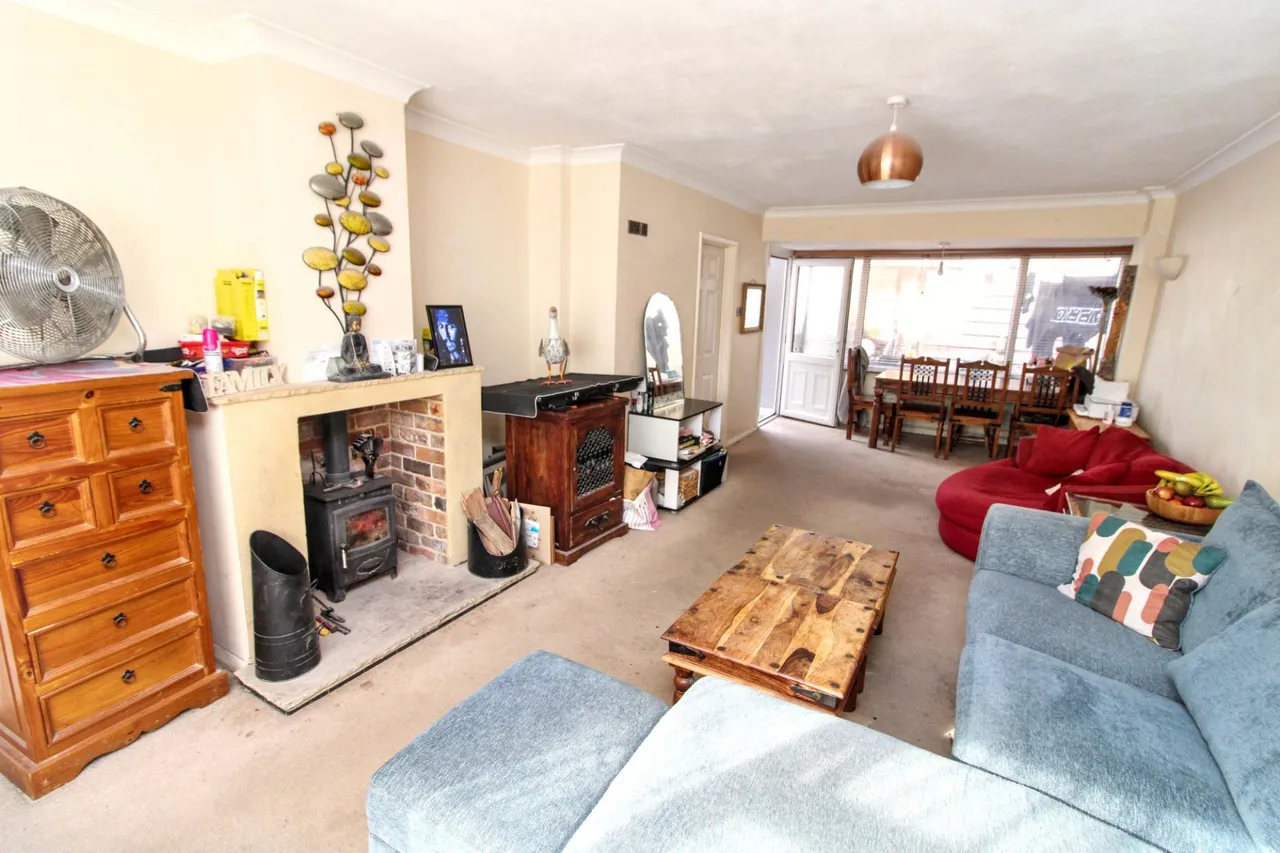 Firs Close, Hazlemere, HP15, photo 5