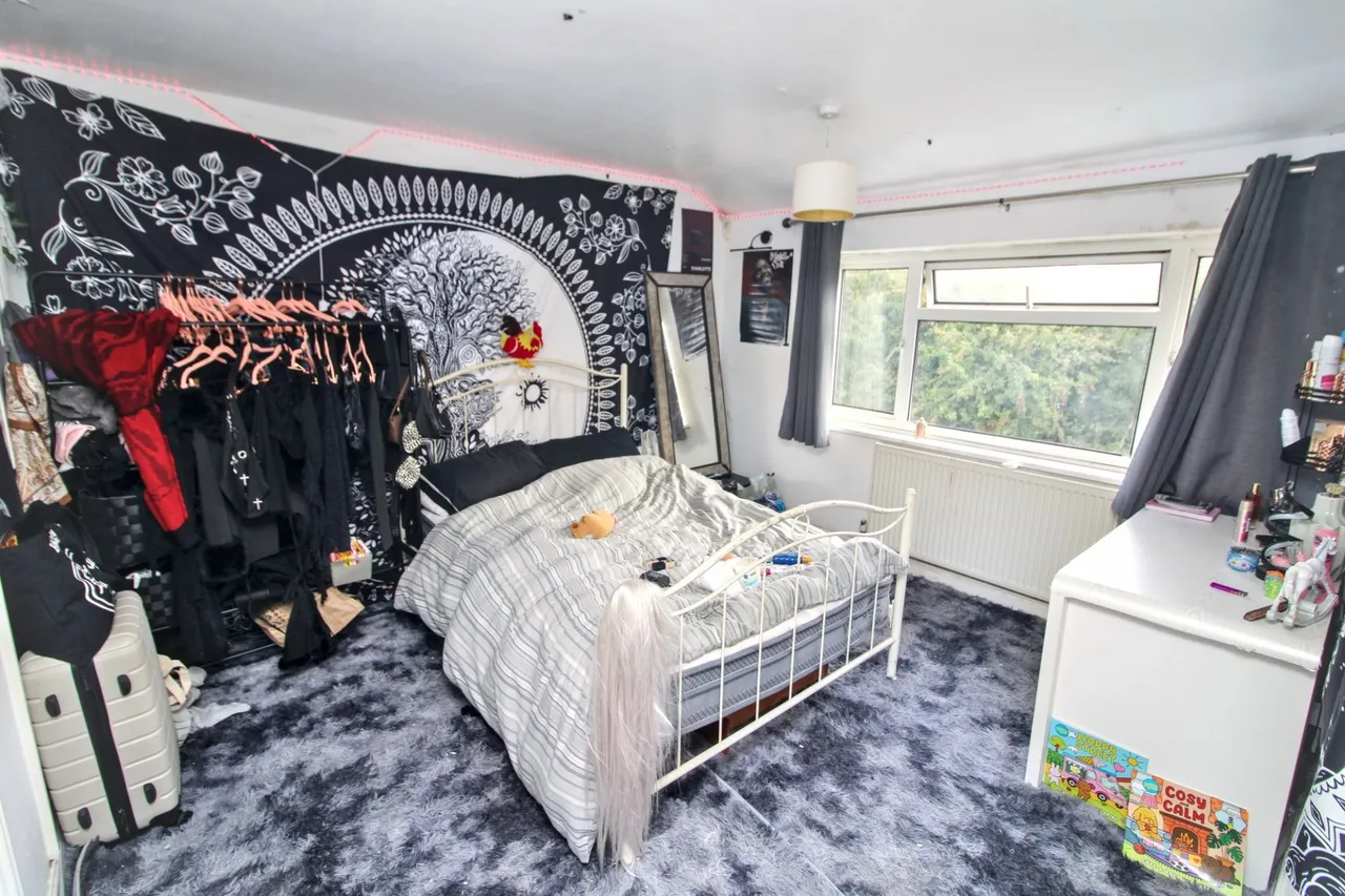 Firs Close, Hazlemere, HP15, photo 6
