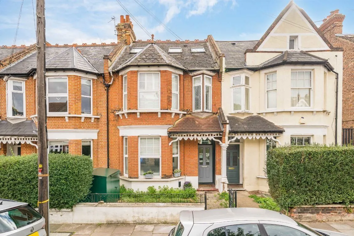 2 bed flat for sale, Pretoria Road, SW16
