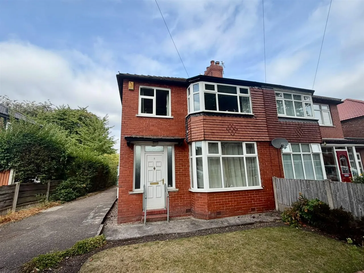 3 bed house for sale, Langdale Road, Sale, M33