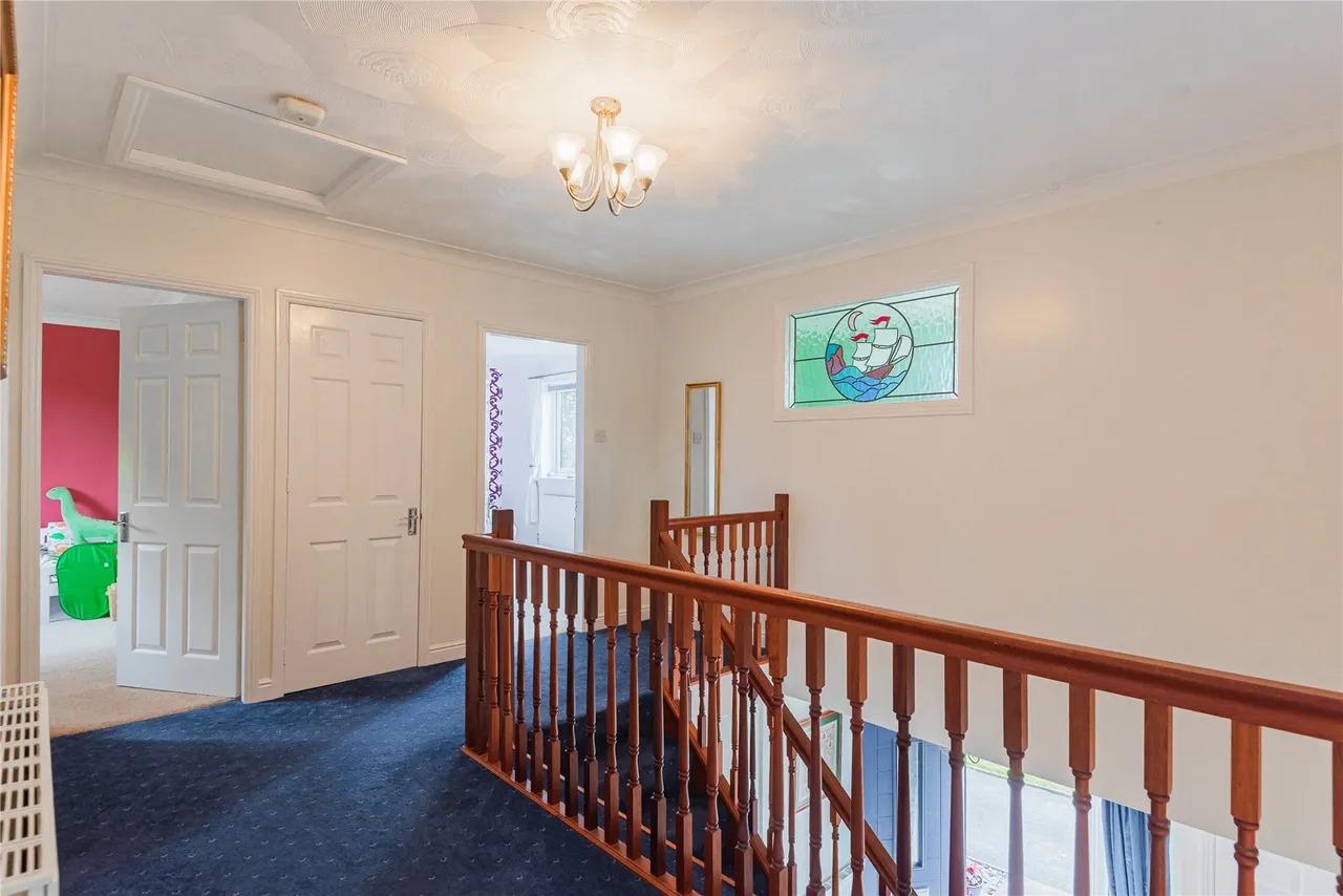 Barnfields, Newtown, Powys, SY16 2LA, photo 16