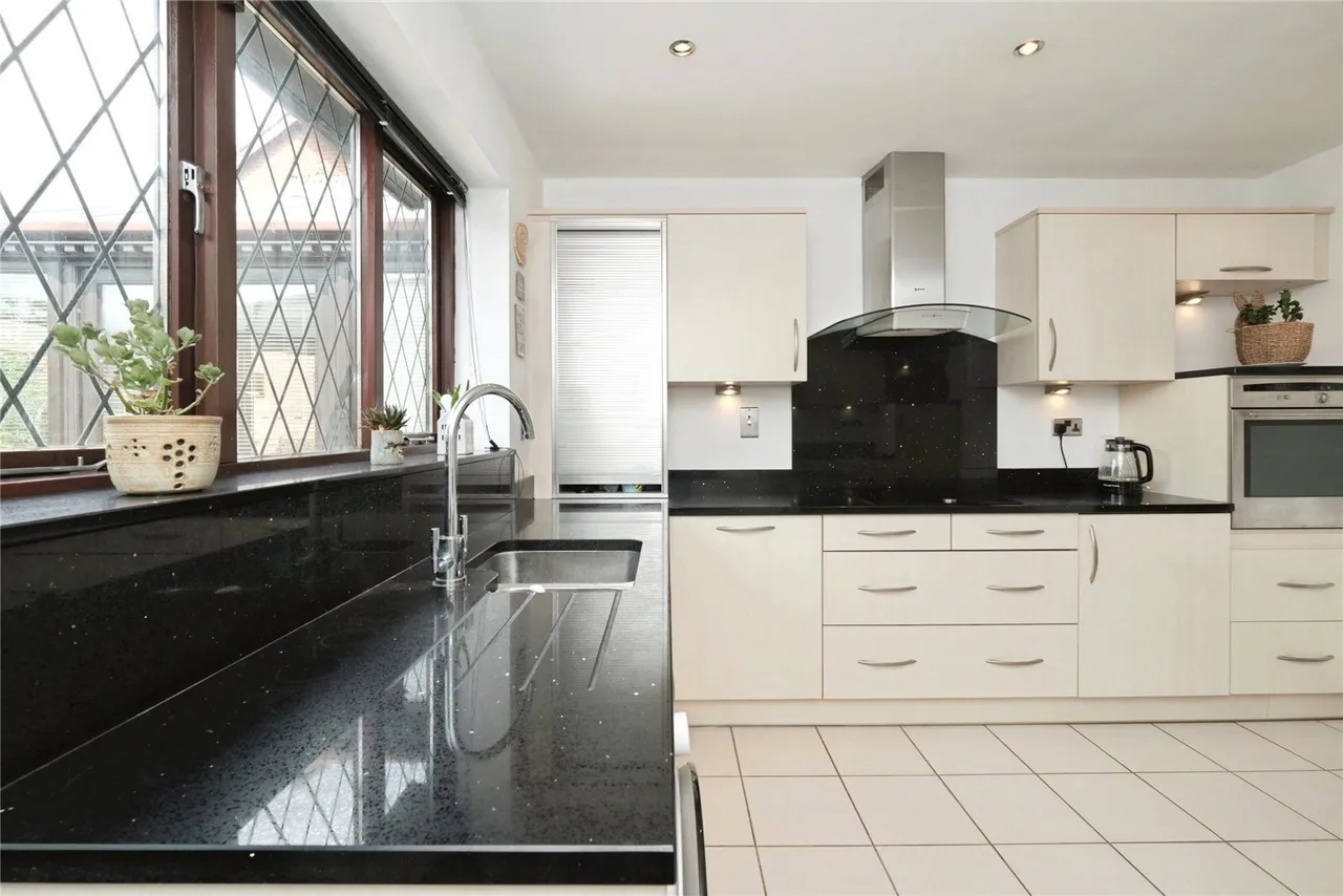 Connery Mews, Toton, NG9, photo 12