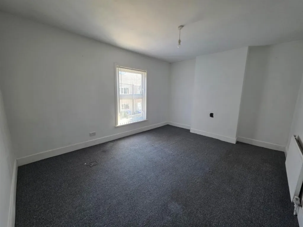 Willingham Street, Grimsby, DN32, photo 3