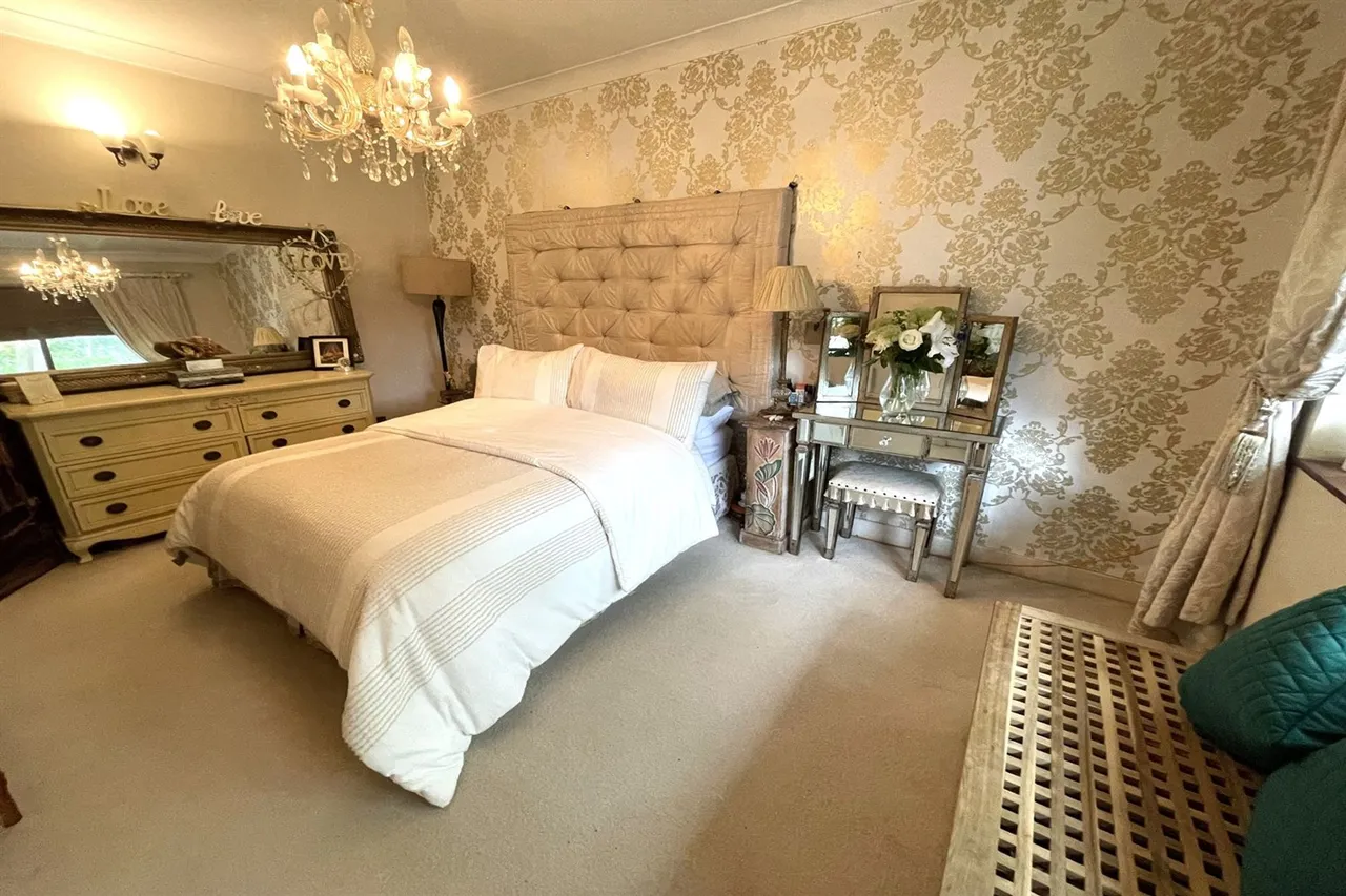 Mere, Knutsford, photo 14