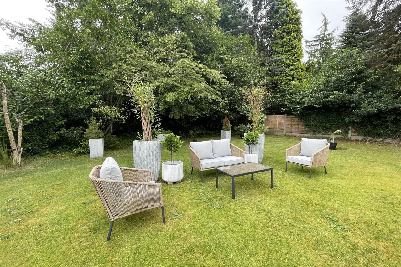 Mere, Knutsford, photo 24