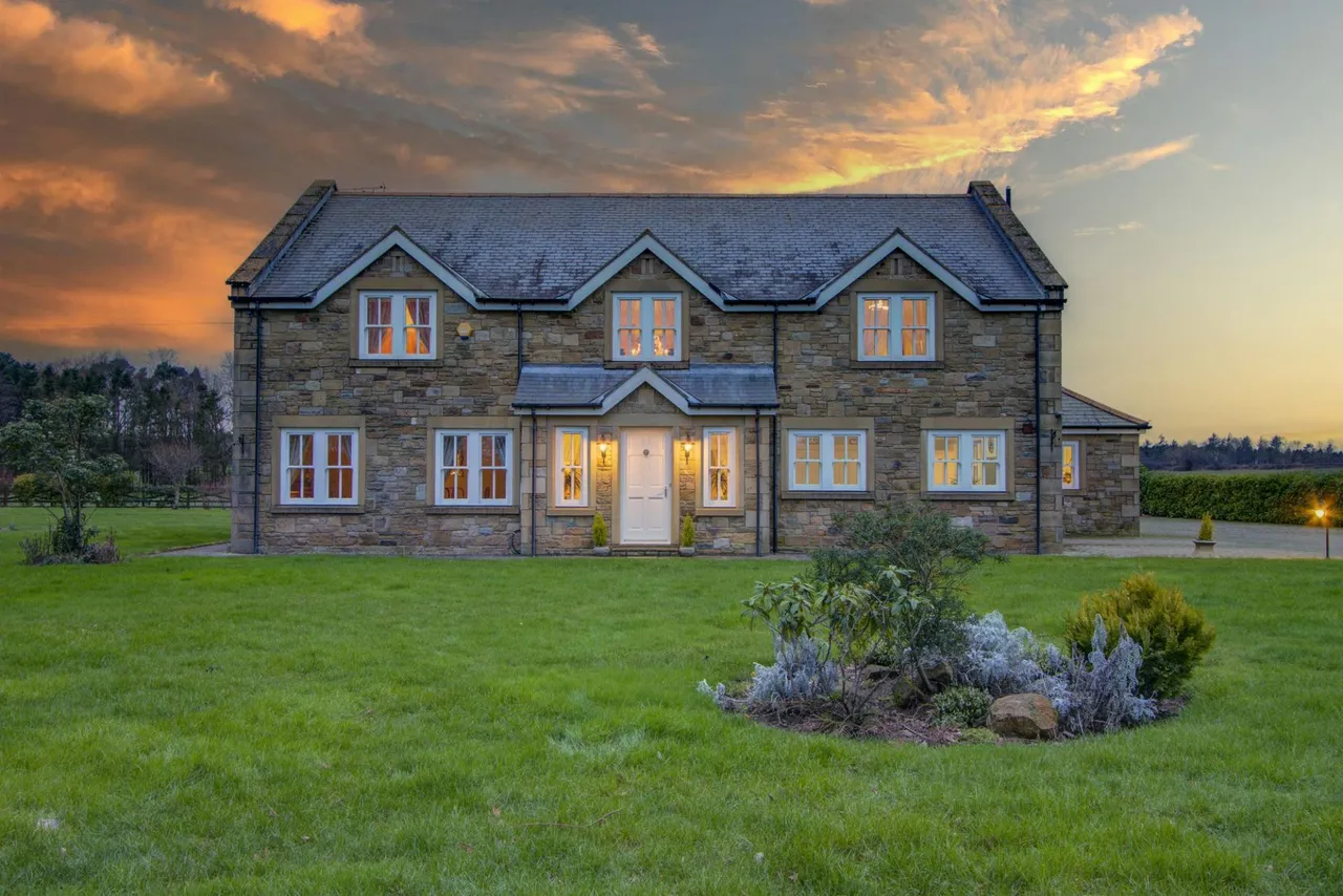 Charleswood House, Morpeth, NE65, photo 52