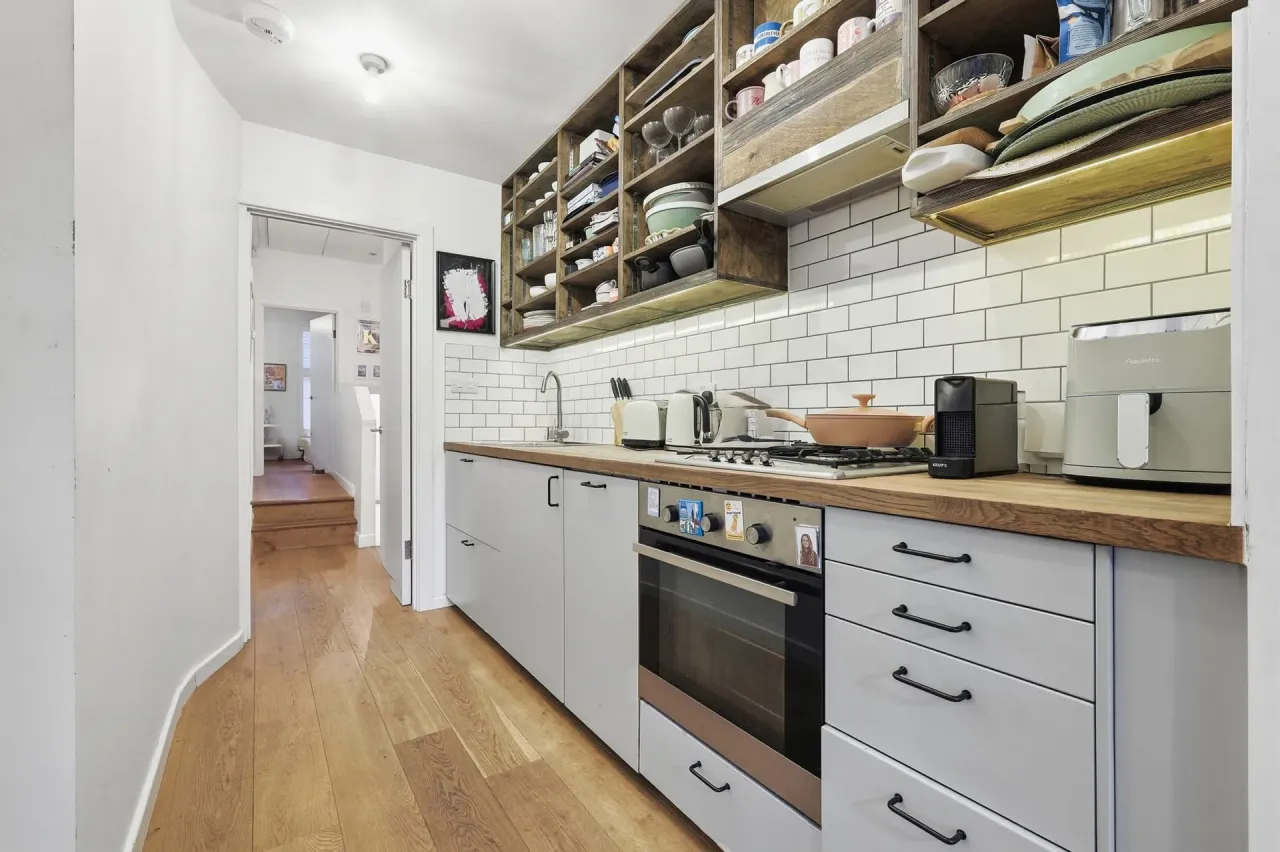 Francis Road, Leyton, E10, photo 7