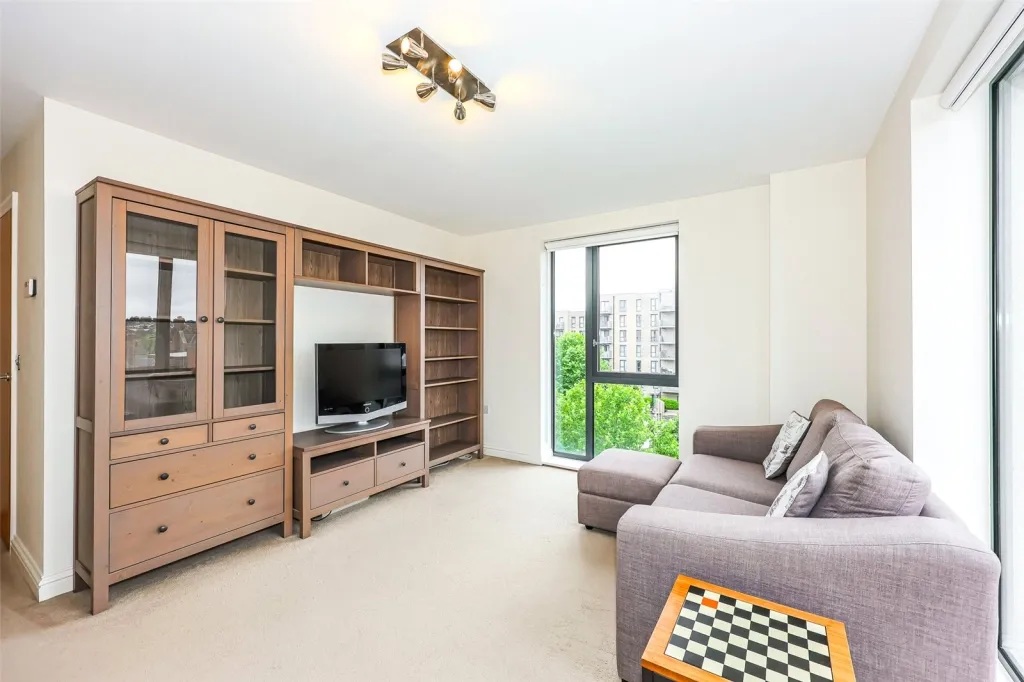 Charcot Road, Colindale, NW9, photo 13