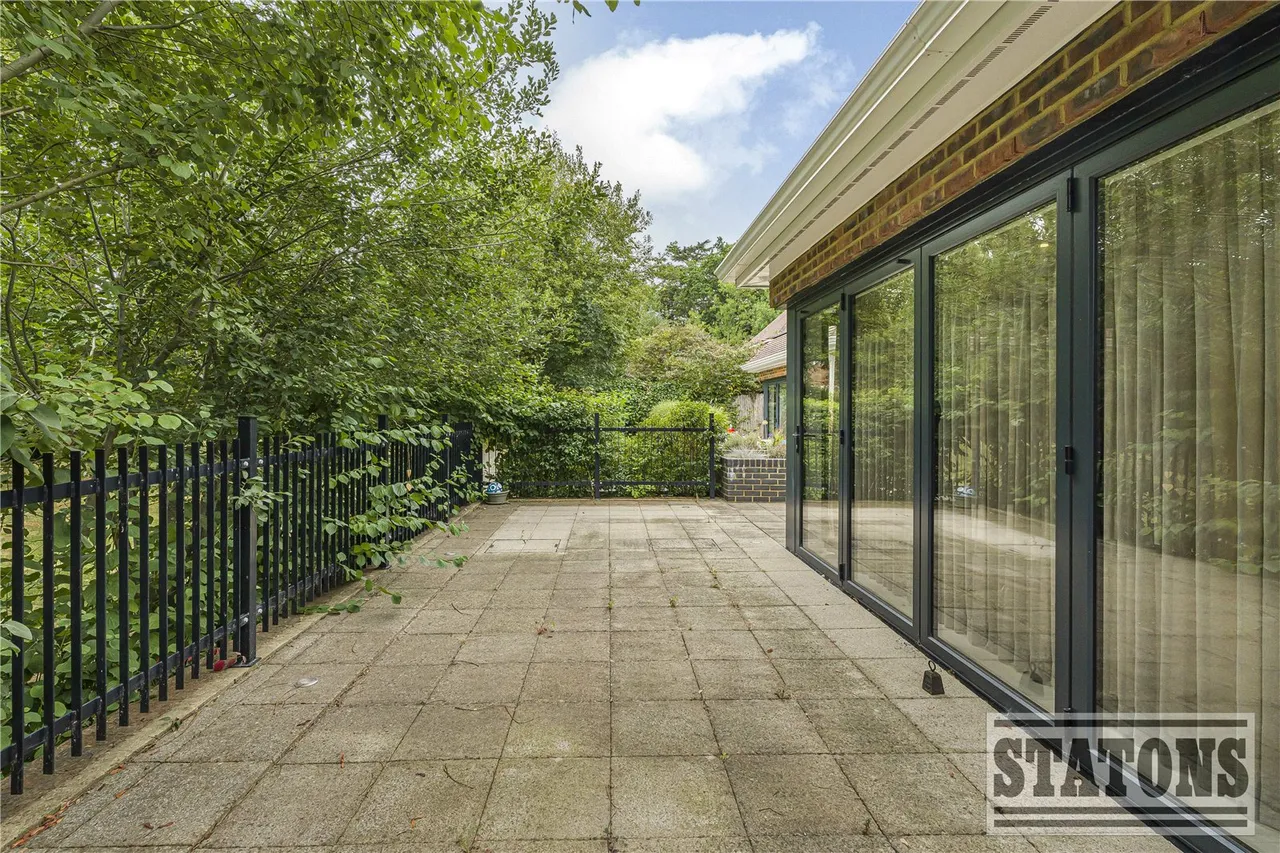 Totteridge Lane, London, N20 8DX, photo 14