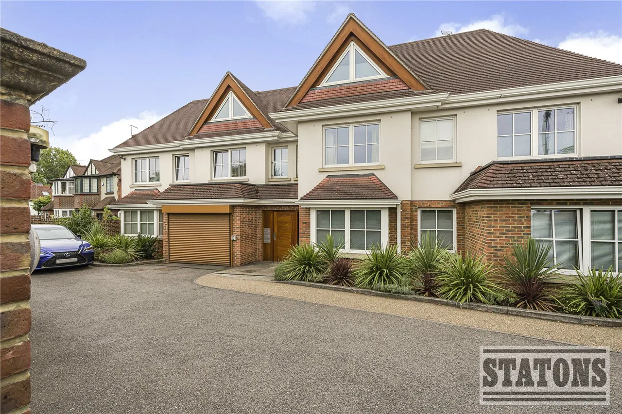 Totteridge Lane, London, N20 8DX, photo 28