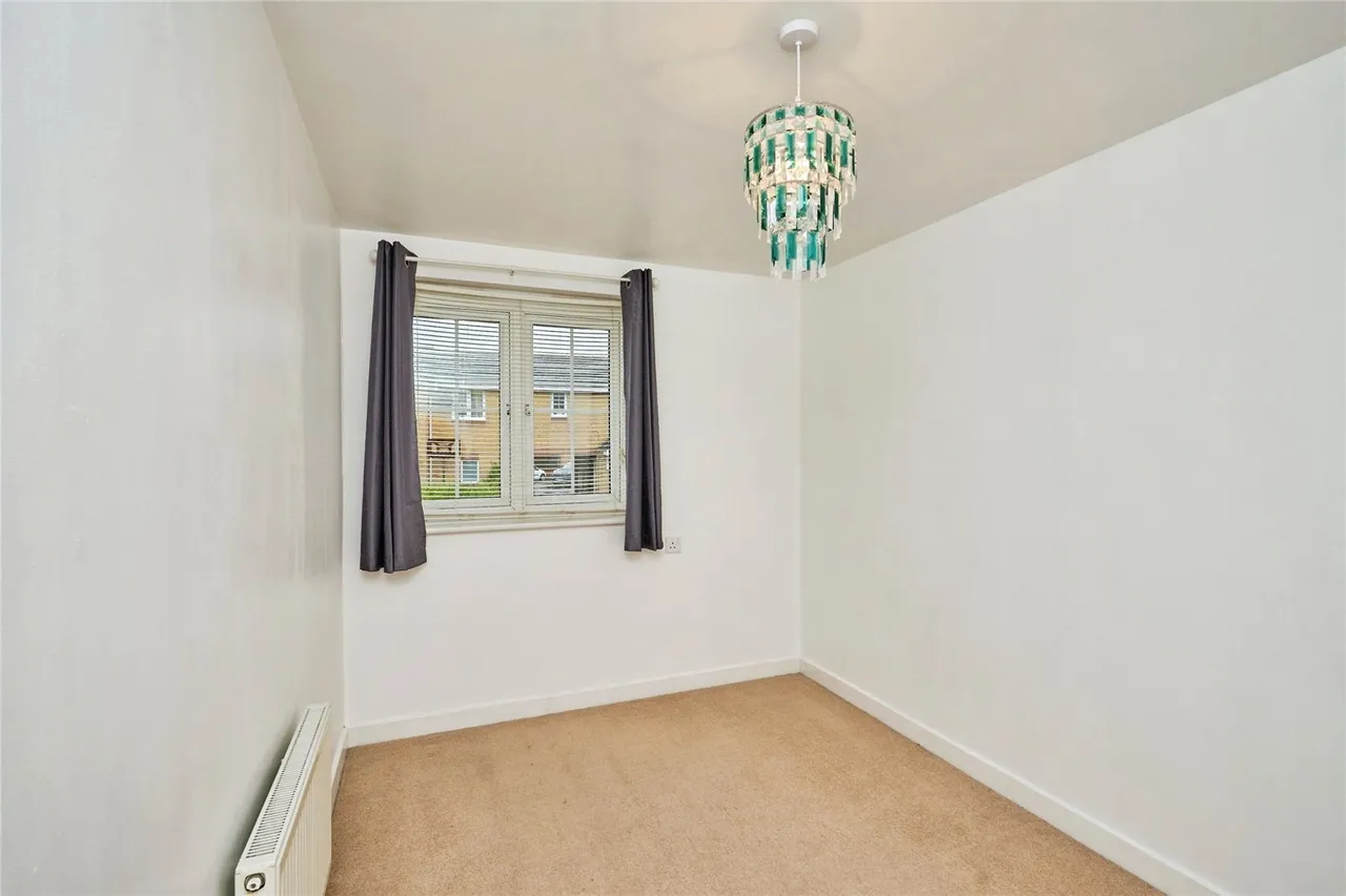 Snowberry Road, Newport, PO30, photo 9