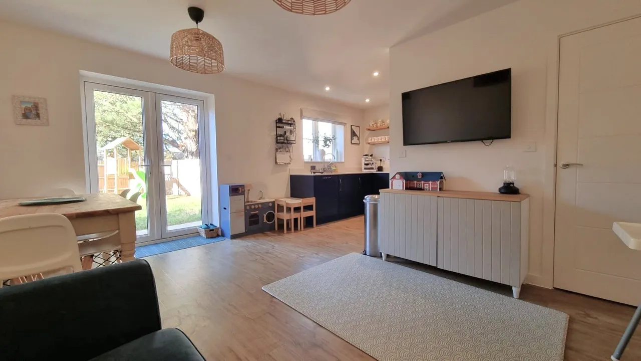 Hoadley Road, Horley, RH6, photo 15