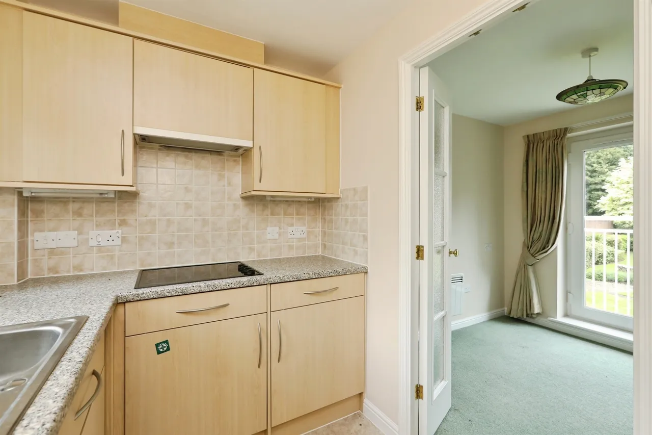Charter Court, Retford, photo 8