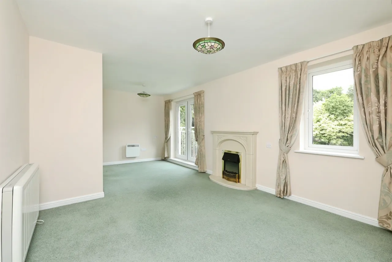 Charter Court, Retford, photo 2