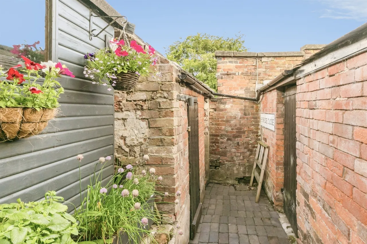 Teanhurst Road, Tean, ST10, photo 19