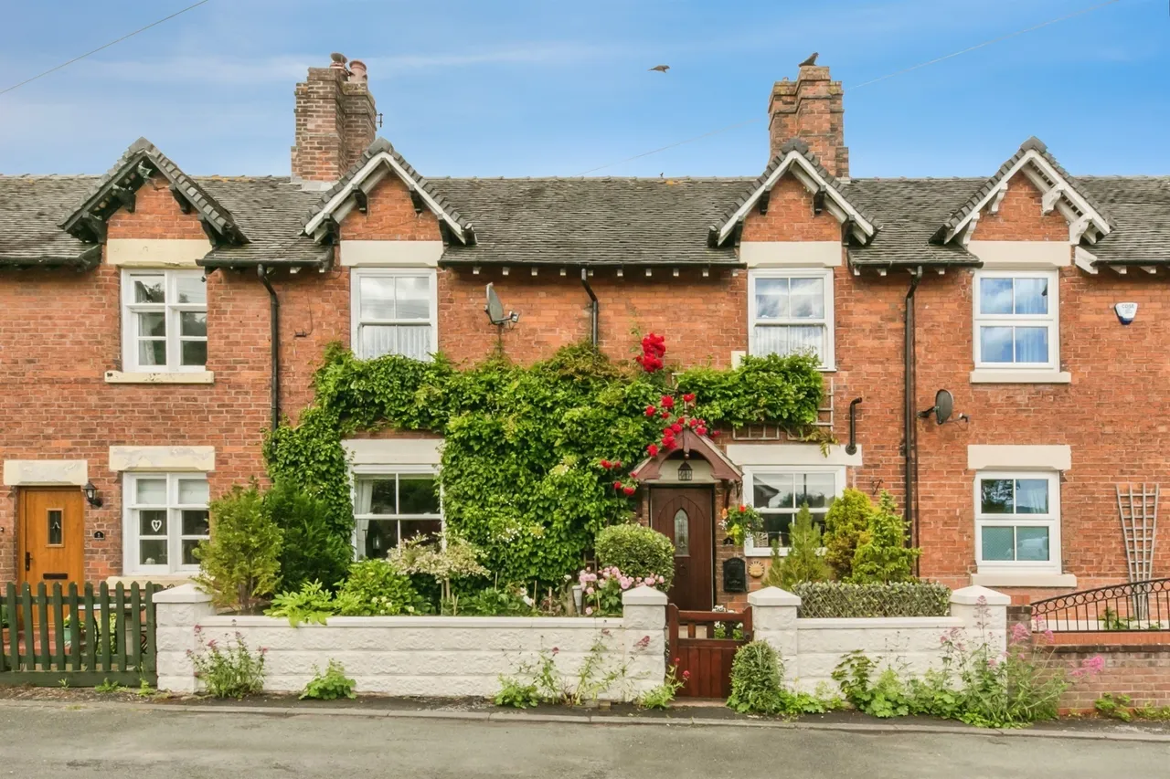 Teanhurst Road, Tean, ST10, photo 2