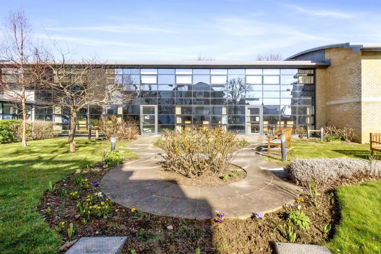 1 bed flat for sale — Union Place, Worthing