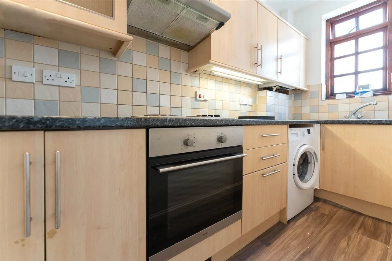 Lansdowne Street, Hove, BN3, photo 3