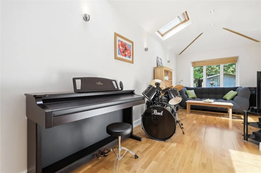 House Under Offer with 4 bedrooms in Bishop's Stortford, CM23, photo 7
