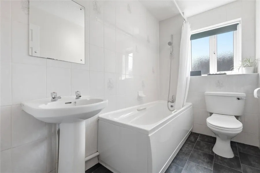 House Under Offer with 4 bedrooms in Bishop's Stortford, CM23, photo 15