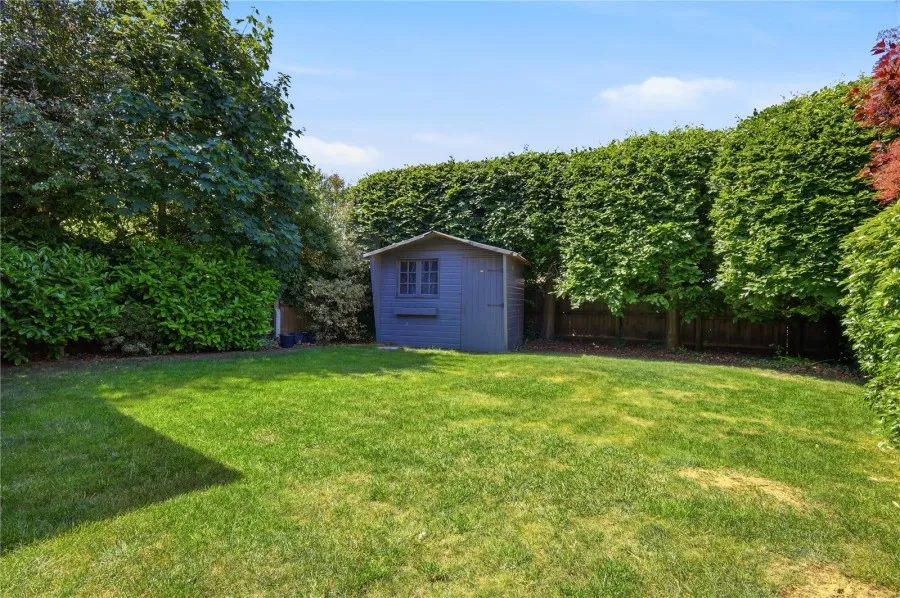 House Under Offer with 4 bedrooms in Bishop's Stortford, CM23, photo 20