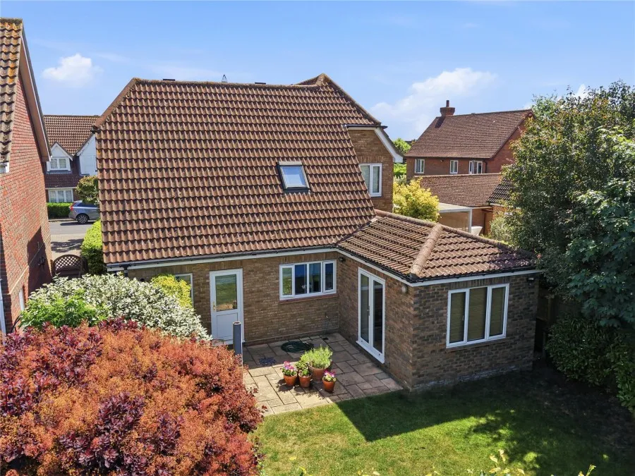 House Under Offer with 4 bedrooms in Bishop's Stortford, CM23, photo 19