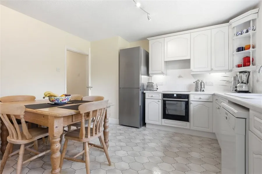 House Under Offer with 4 bedrooms in Bishop's Stortford, CM23, photo 8