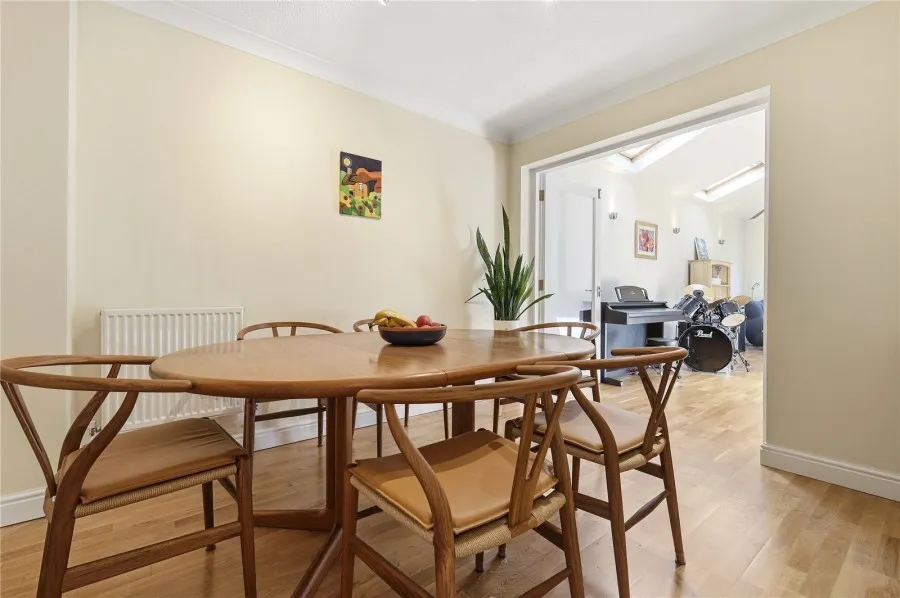 House Under Offer with 4 bedrooms in Bishop's Stortford, CM23, photo 6