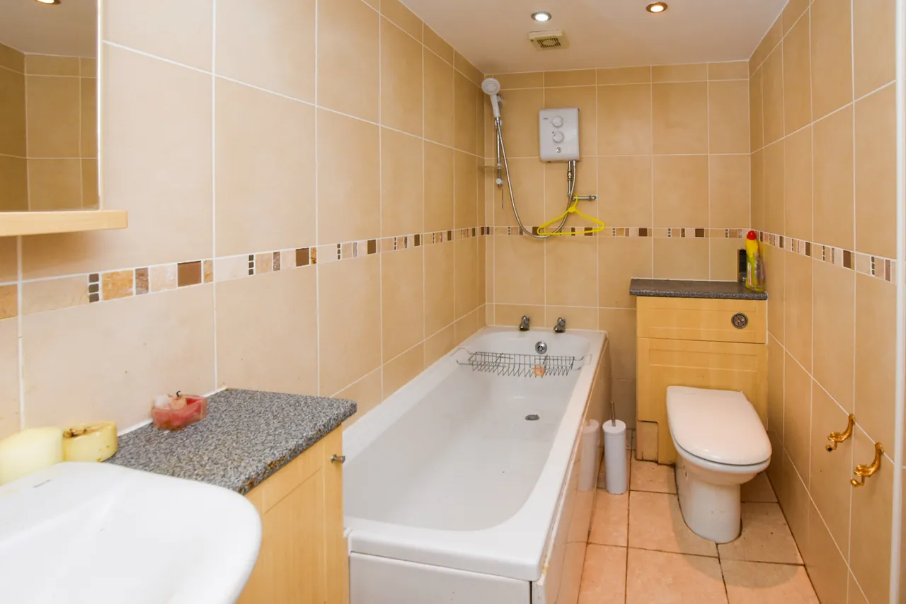 Shores Green Drive, Wincham, CW9, photo 11