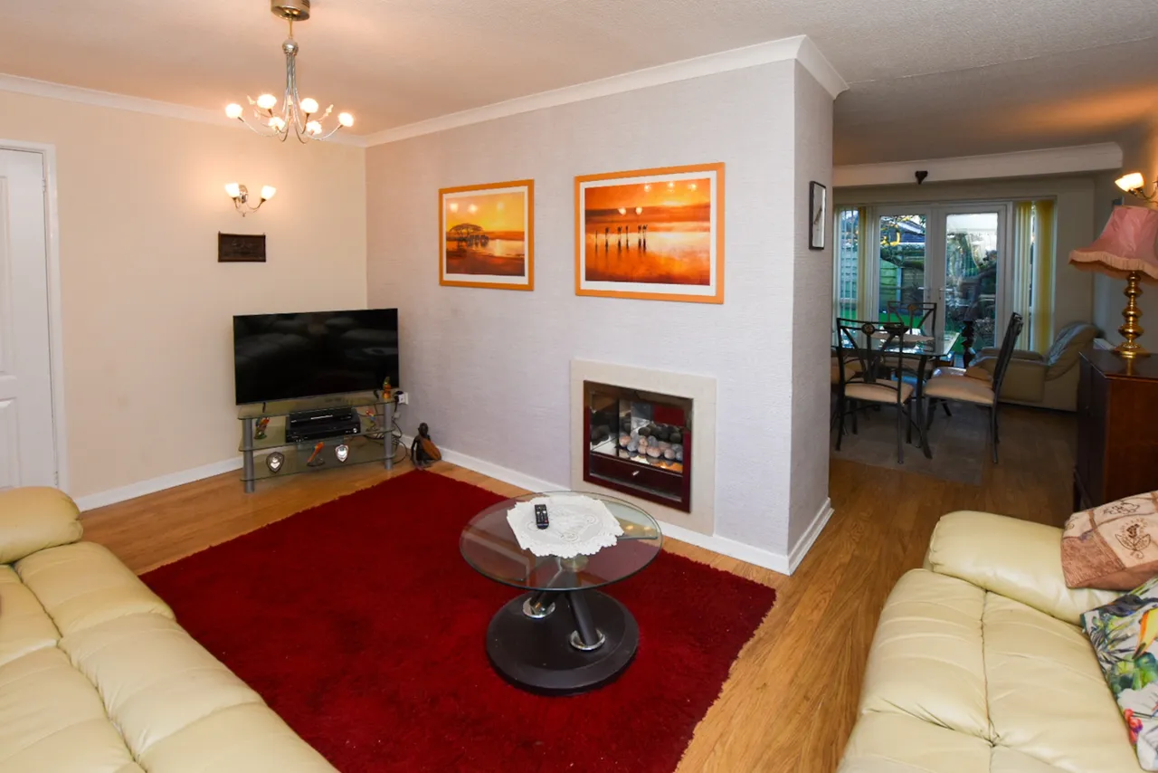 Shores Green Drive, Wincham, CW9, photo 6