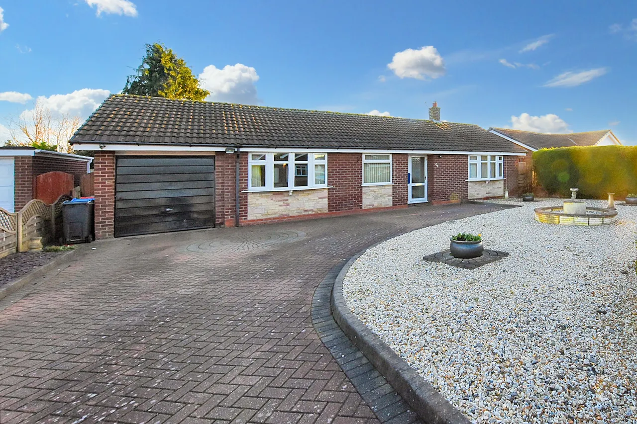 3 bed house for sale, Shores Green Drive, Wincham, CW9