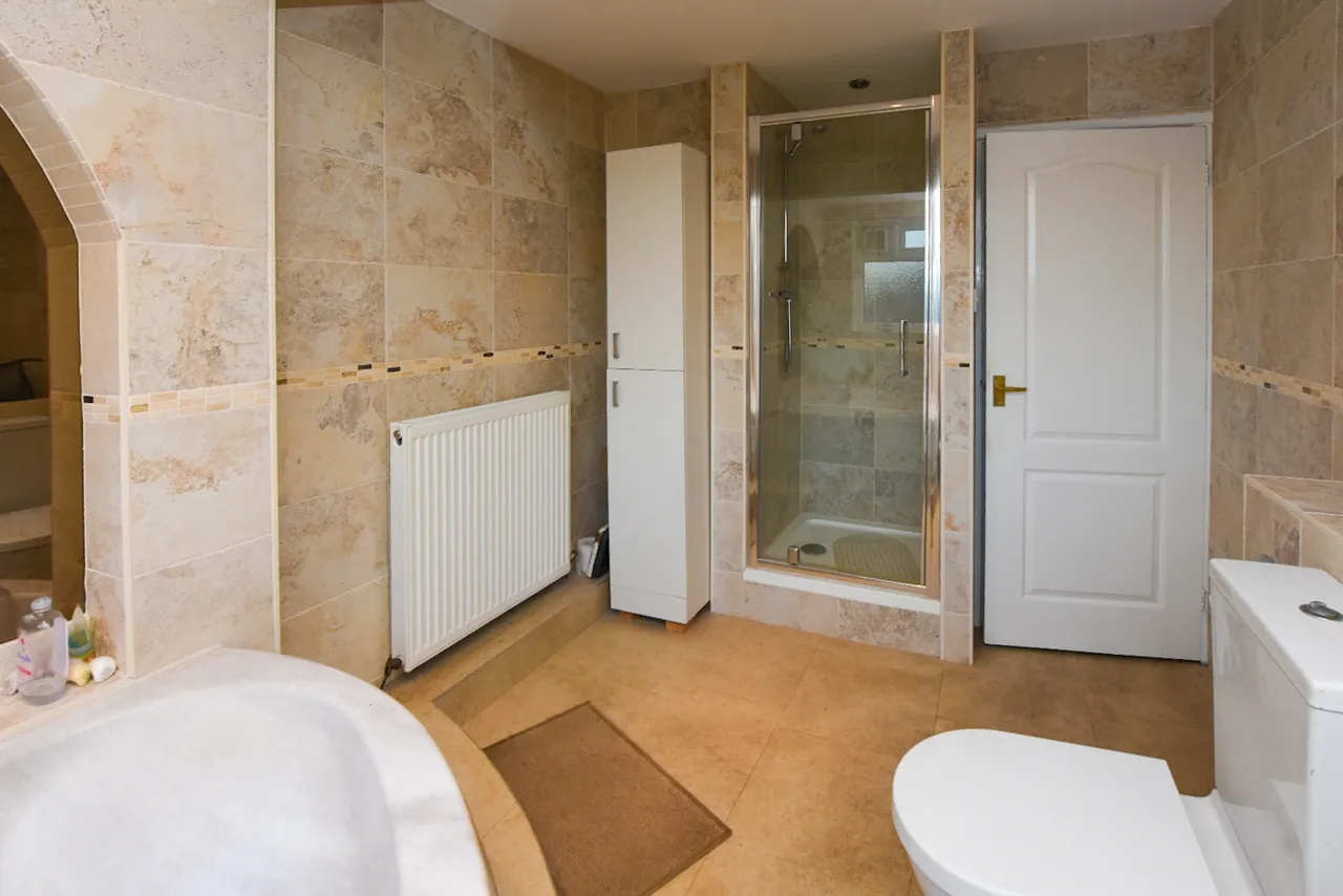 Shores Green Drive, Wincham, CW9, photo 14