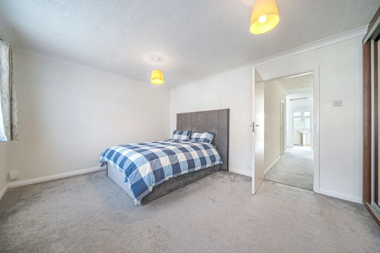 Eastcombe Avenue, SE7, photo 8