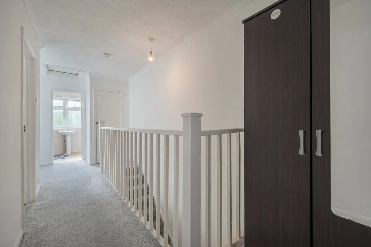Eastcombe Avenue, SE7, photo 11