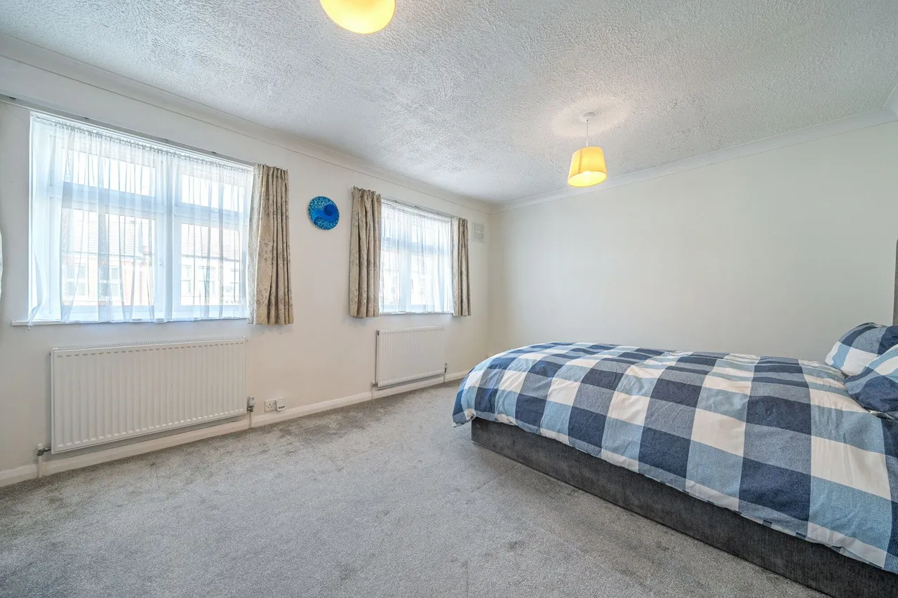 Eastcombe Avenue, SE7, photo 18
